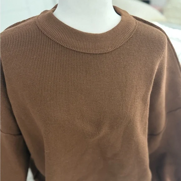 Elegant Brown Crew Neck Sweater - Picture 6 of 13